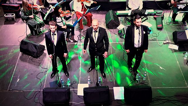 Pogled na pozornicu – koncert u Čepinu, 30. 5. 2026.