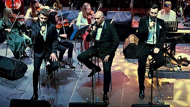 Pogled na pozornicu – koncert u Čepinu, 30. 5. 2026.